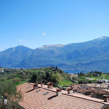 Appartamento Angelica 3 - Rebomaholidays Tignale Esterno foto