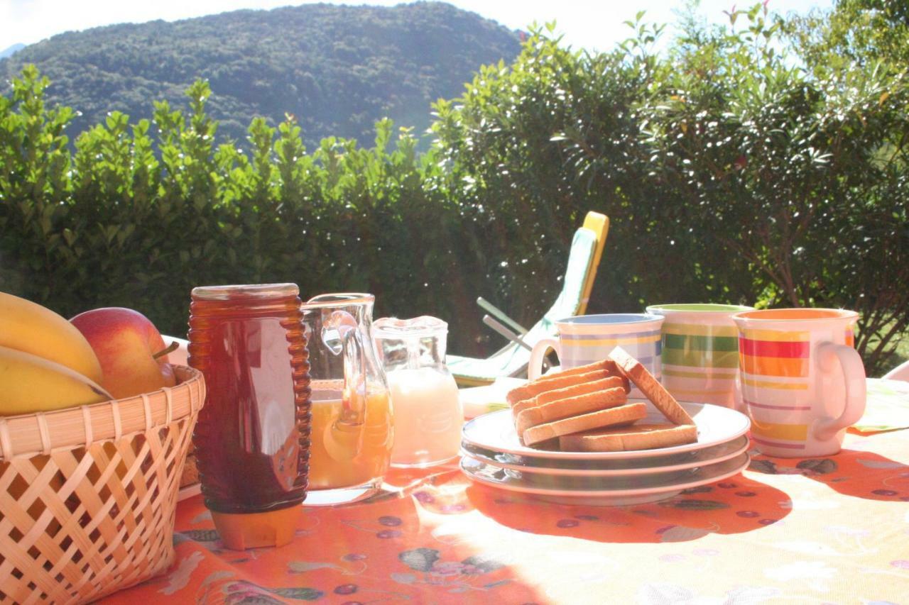 Appartamento Angelica 3 - Rebomaholidays Tignale Esterno foto